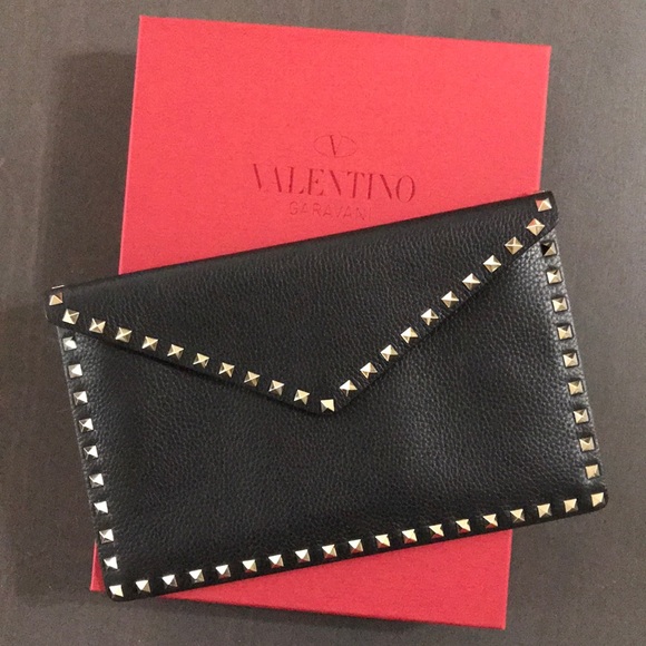 valentino envelope
